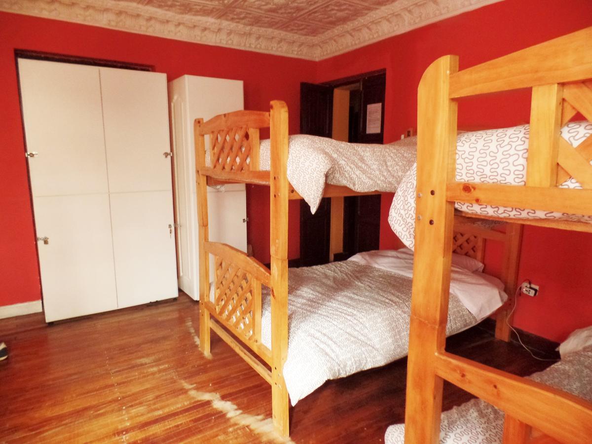 Hostel Revolution Кито Экстерьер фото